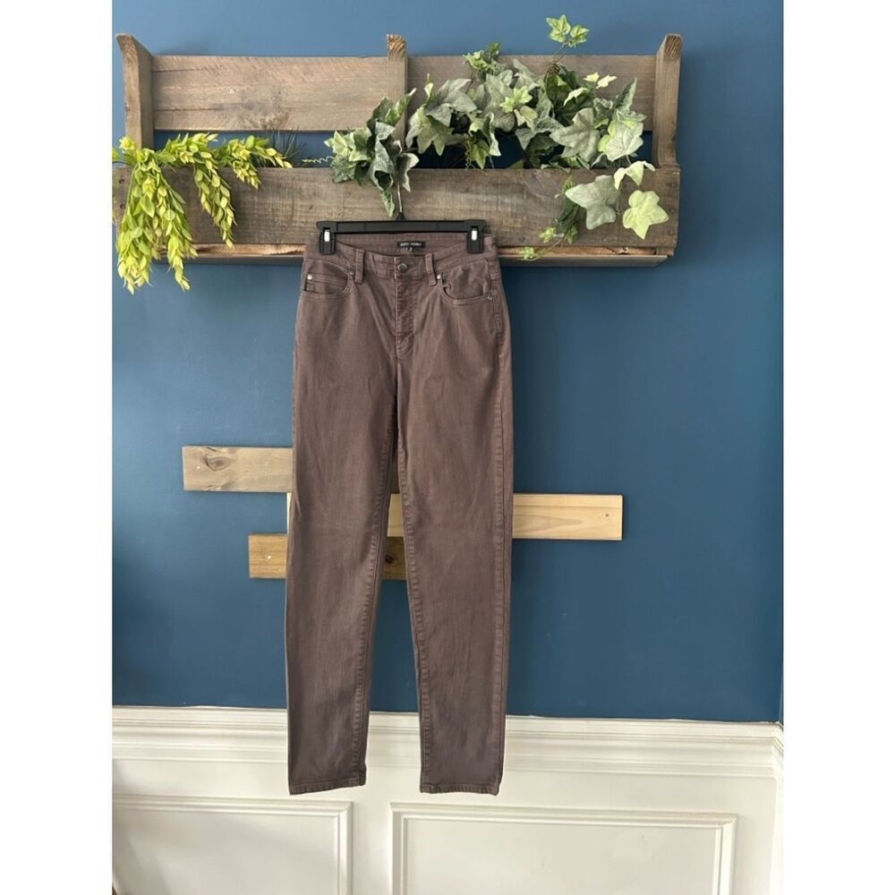 Eileen Fisher Taupe Straight-Leg Jeans Size 0. Very Good Condition